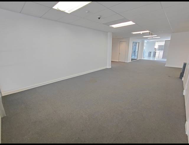 5,870M² OFFICE FOR SALE IN GRAND CENTRAL